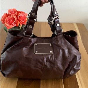 Kenneth Cole EUC Chocolate Leather Purse